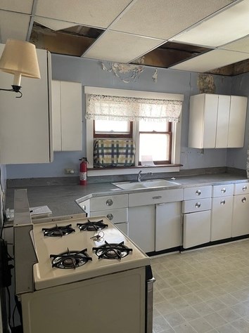 3303 Claremont Ave, Chicago IL 60620-5923 exterior