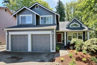 10601 187, Seattle WA  98055-6411 exterior