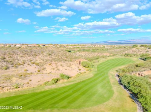 2432 Bassett Peak Dr, Green Valley AZ 85622-8116 exterior