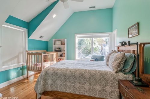 1845 Cornelia Ave, Chicago IL 60657-1022 exterior