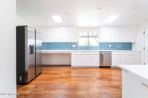 5611 Alta Vista St, Tucson, AZ 85712-2203