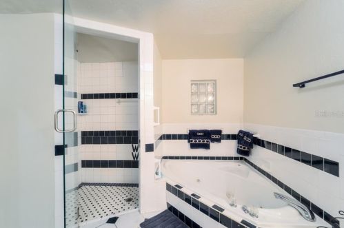 2503 21st Ave, Tampa FL 33605-2302 exterior