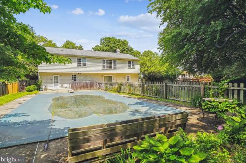 1420 Billman Ln, Silver Spring MD 20902-1421 exterior