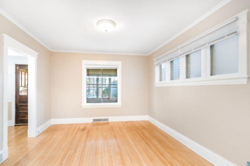 1019 8th St, Duluth, MN 55806-2310