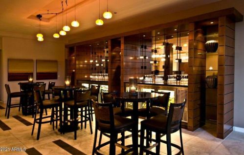 14802 3rd Ave, Phoenix AZ 85027-4747 exterior