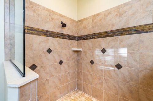 15704 Mifflin Ct, Tampa FL exterior