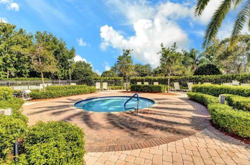 11753 Bennington Cir, Fort Pierce FL  34987-2717 exterior