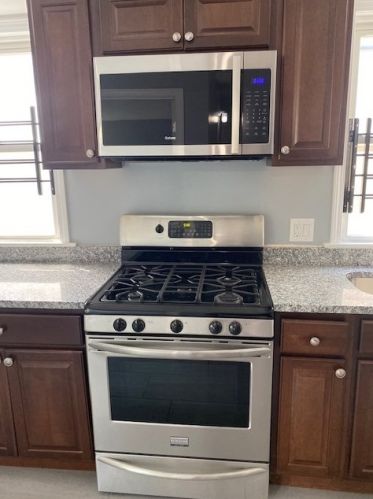 6445 Claremont Ave, Chicago IL 60645-1569 exterior