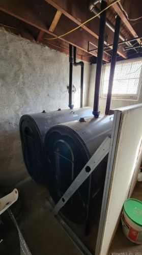 100 Broad St, Killingly CT 06239-3600 exterior