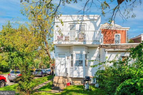 2240 Providence Ave, Chester PA 19013-5219 exterior