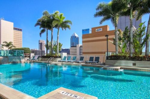 777 Ashley Dr, Tampa FL  33602-4356 exterior