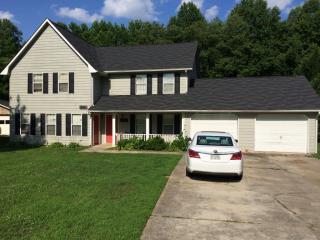 1997 Laboon Cir, Atlanta GA  30349-5244 exterior