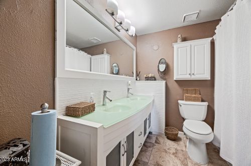 13028 17 Ave, Phoenix AZ 85086-8771 exterior