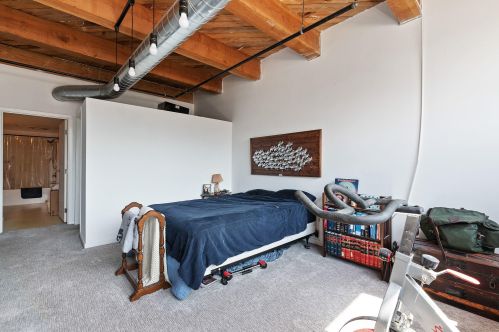 234 Reservoir Ave, Milwaukee WI 53212-3765 exterior