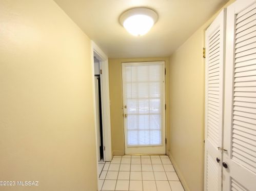 7051 Baker St, Tucson AZ  85710-2231 exterior