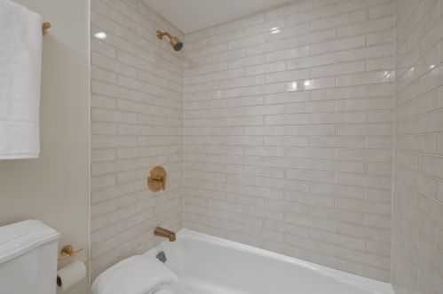 1447 Flournoy St, Chicago IL 60612-3308 exterior