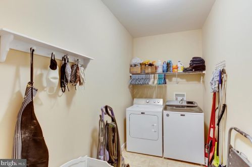 1309 Duchess Ln, Huntingtown MD 20639-2337 exterior