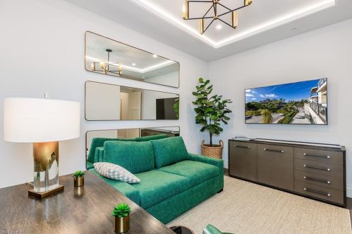 505 5 Ave, Naples FL 34117-4111 exterior