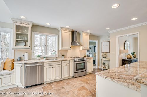 50 Farm Rd, Middletown NJ 07748-3703 exterior