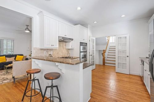 1371 Edmund Ct, Atlanta GA  30306-2236 exterior