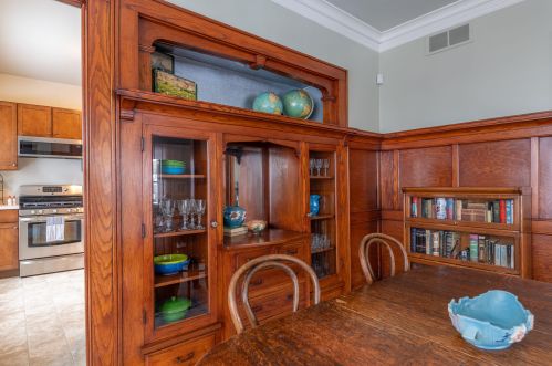 2421 46, Milwaukee WI 53210-2918 exterior