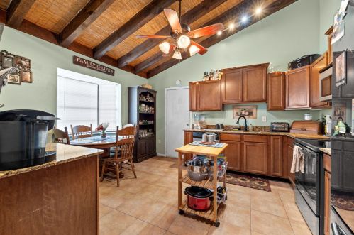 5900 Bamboo Dr, Fort Pierce FL  34982-3757 exterior