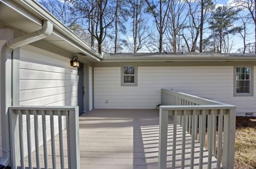 484 Dot Dr, Atlanta GA 30349-2703 exterior