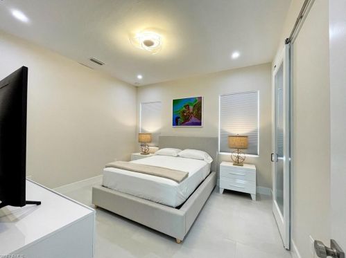 739 23 St, Naples FL 34117-1829 exterior