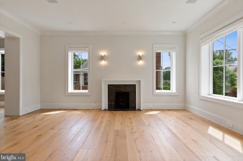 4929 Sherier Pl, Washington DC  20016-3319 exterior