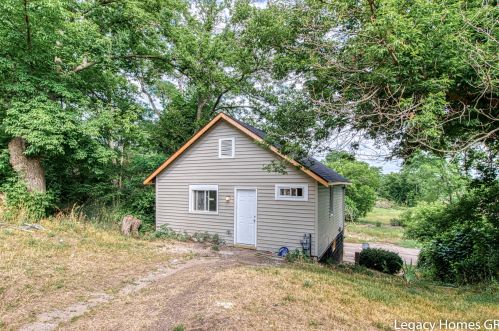 175 Walton Ave, Meskegon MI 49442-3253 exterior