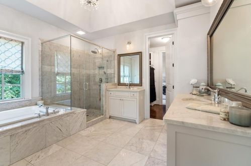 3466 Inman Dr, Atlanta GA 30319-2443 exterior