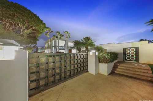 4801 Kahala Ave, Honolulu HI 96816-5231 exterior