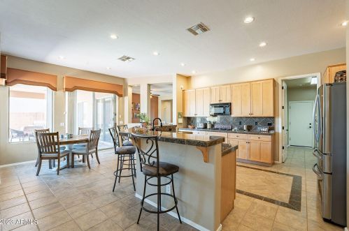 2146 Buena Vis Dr, Chandler AZ 85249-4608 exterior