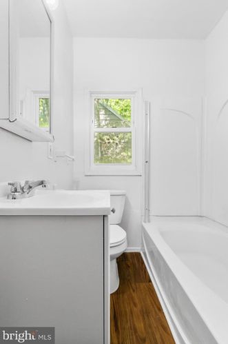 227 Gdn Ter, Runnemede NJ 08078-1420 exterior