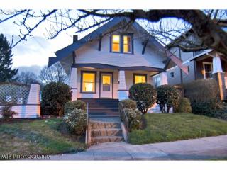 2211 57th Ave, Portland OR  97215-4003 exterior