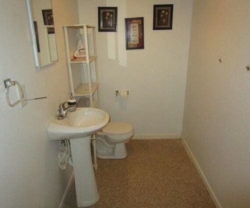 2555 33, Milwaukee WI 53215-2806 exterior