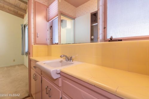 3380 Arroyo Chico, Tucson AZ  85716-5813 exterior