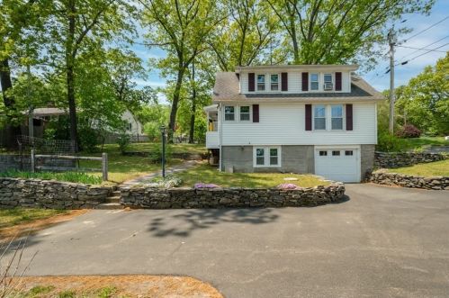 6 Davis Way, Worcester MA 01604-1314 exterior