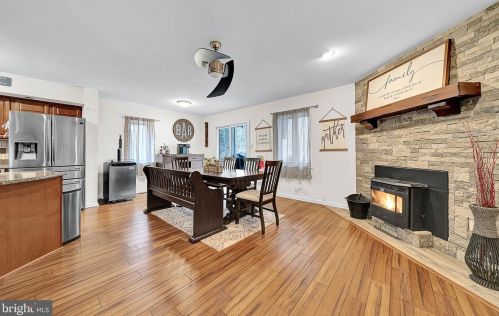 415 Heatherwood Dr, Media PA 19063-5131 exterior