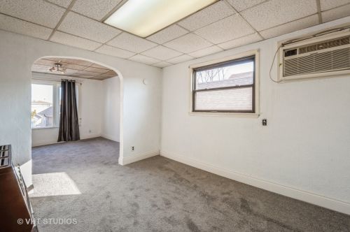 2918 Throop St, Chicago IL 60608-5824 exterior