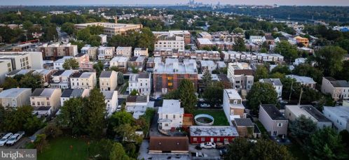 429 Lemonte St, Philadelphia PA 19128-4534 exterior