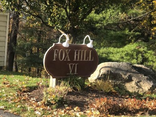 106 Crystal Hl Ln, Poughkeepsie NY 12603-6981 exterior