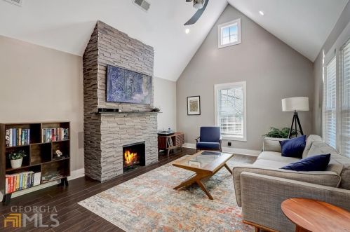 1206 Martin Luther King Jr Dr, Atlanta GA  30314-2502 exterior