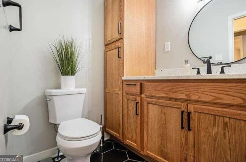 1336 Mcclelland Ave, Atlanta GA 30344-1609 exterior