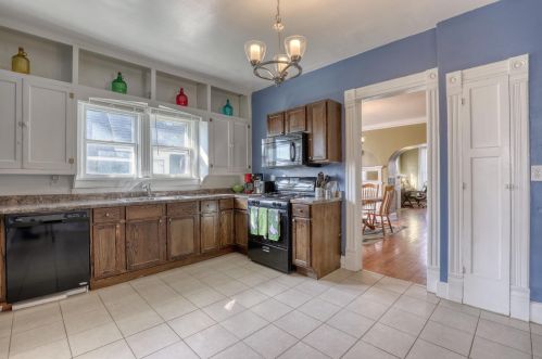 1942 2nd St, Milwaukee WI 53212-3709 exterior