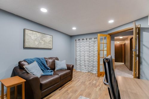 13825 Gladiola Way, Saint Paul MN  55124-7340 exterior