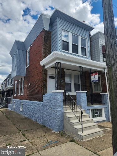 1329 26 St, Philadelphia PA 19146-4402 exterior