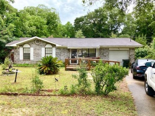 333 18th St, Defuniak Springs, FL 32435-2315