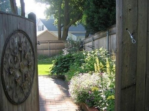 68 Eunice Ave, Worcester MA 01606-3132 exterior