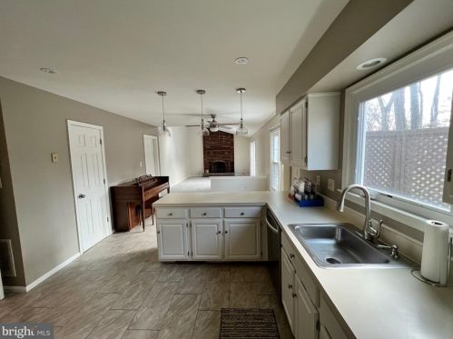 12807 Prospect Knl Dr, Bowie MD 20720-4607 exterior